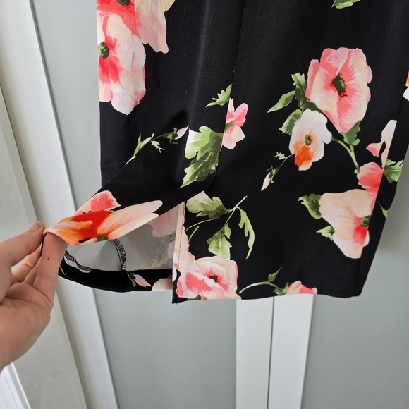 NWT Floral Midi Dress - Picture 4 of 6